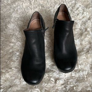 Dansko booties ankle boots comfortable! Size 37